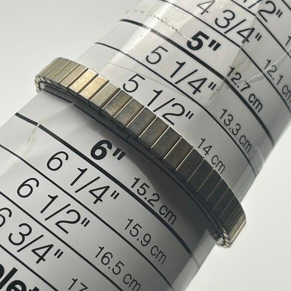 Timex Gold Tone Stainless Steel Women’s Wind Mechanical Watch, 17mm Working - Picture 8 of 8